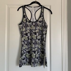Lululemon Cool Racerback Tank Sz 10 NWT